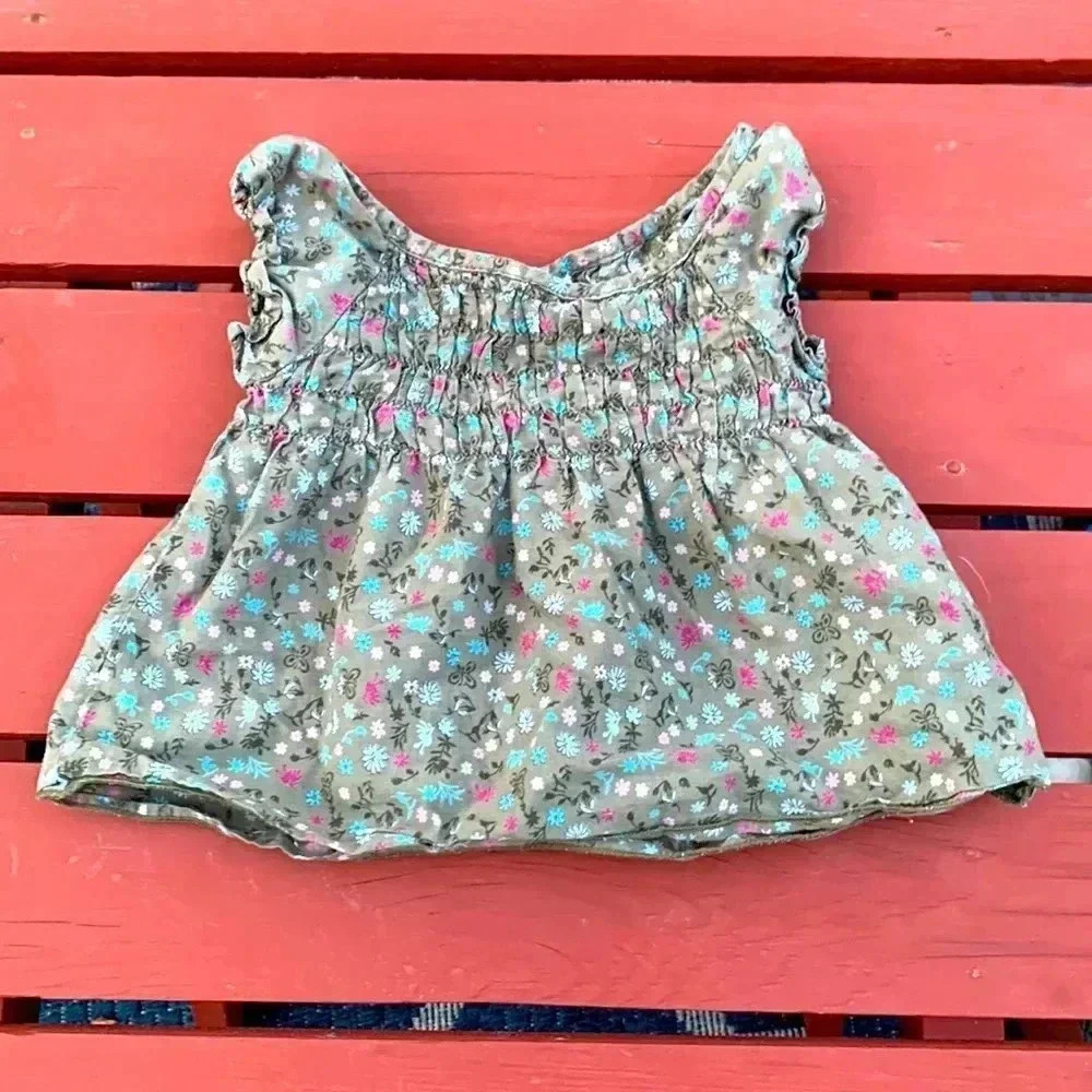 5 for 25 MEXX light cotton top with elasticized bodice and sleeves